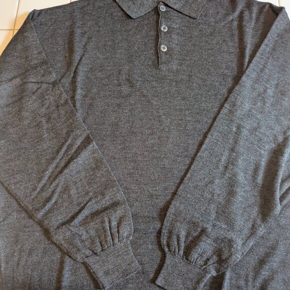 FIII-Italian made Men's Sweater - Picture 2 of 2